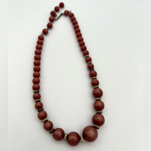 Vintage Lucite Moon Glow Plastic Beaded Necklace - Picture 2 of 3